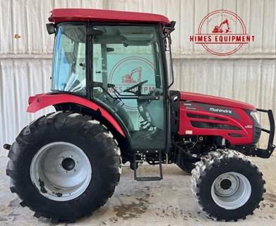 Mahindra 2555 Tractor