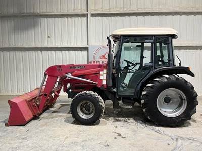 Mahindra 4510 Tractor