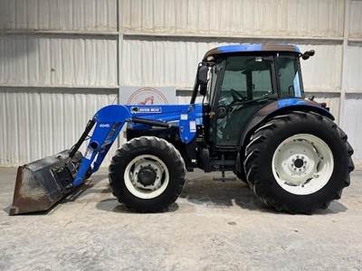 New Holland TD5050 Tractor