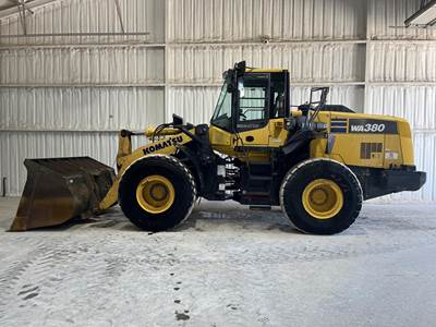 Komatsu WA380-8 Wheel Loader