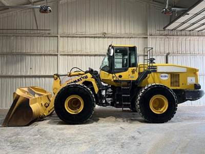 Komatsu WA470-7 Wheel Loader