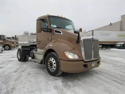 2020 Kenworth 310 Day Cab Truck Single Axle 198K Miles