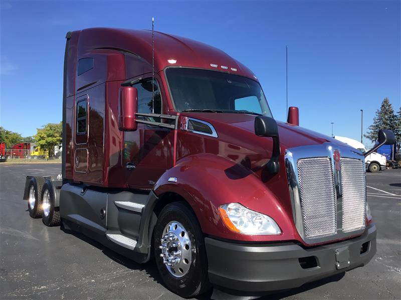 2021 Kenworth T680 Sleeper Semi Truck New Virgin Tires Loaded ESPAR BUNK  HEATER For Sale, 357,945 Miles | Bolingbrook, IL | 260687 |  MyLittleSalesman.com