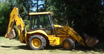 2013  JCB 213-3  4-Wheel Drive Loader Backhoe