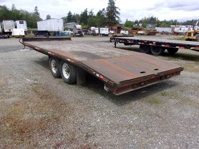 2005 FOX Trailer Inc. Model 820 FH 25X102 Equipment Trailer