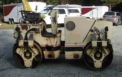 1990 Ingersoll-Rand DD24 Smooth Drum Roller