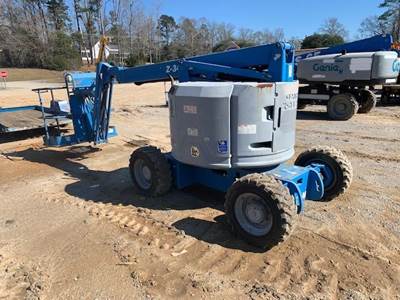 Genie Z34/22IC Articulating Boom Lift