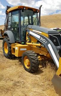 John Deere 310J Backhoe