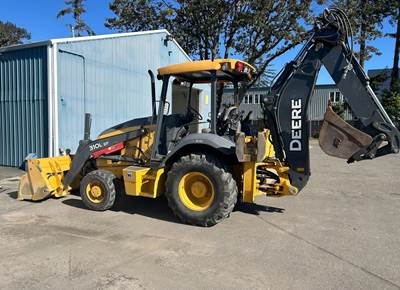 John Deere 310L EP Backhoe