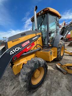 John Deere 410L Backhoe