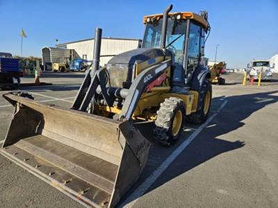 John Deere 410L Backhoe