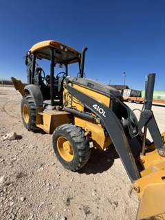 John Deere 410L Backhoe