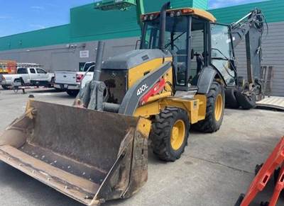John Deere 410L Backhoe
