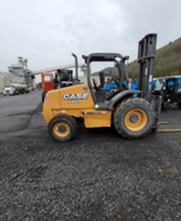 Case 586H Rough Terrain Forklift