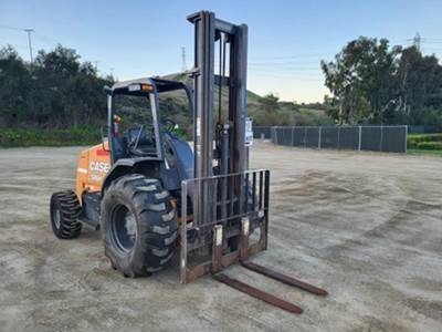 Case 586H Rough Terrain Forklift