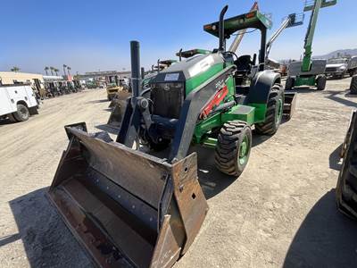 John Deere 210L EP Tractor Loader