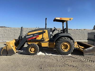 John Deere 210L EP Tractor Loader