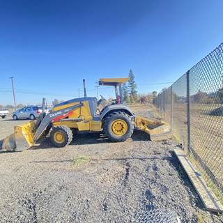 John Deere 210L EP Tractor Loader
