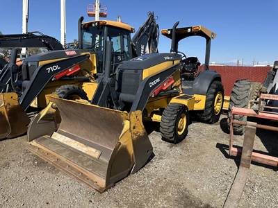 John Deere 210L EP Tractor Loader