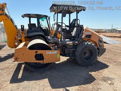 Case SV207E Smooth Drum Roller Compactor