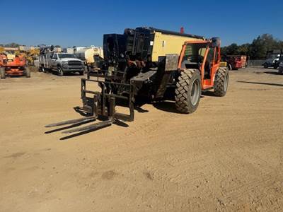 JLG 1055 Telehandler