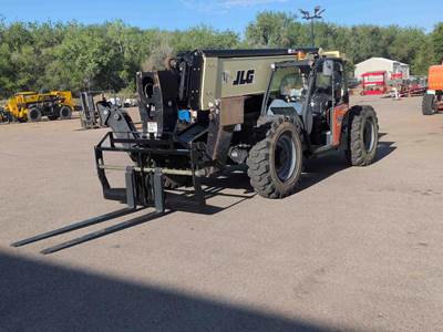 JLG 1055 Telehandler