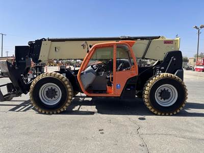 JLG 1055 Telehandler