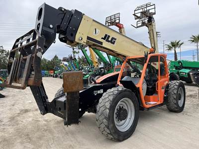 JLG 1055 Telehandler