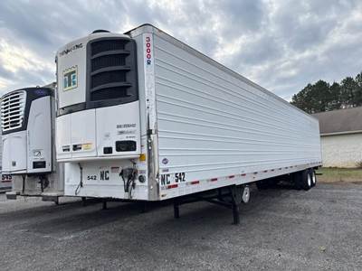 UTILITY 3000R 53 ft Reefer Trailer - Sliding Axle, Swing Door, Thermo King