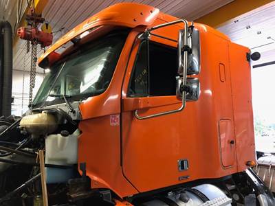 Freightliner Columbia Cab Assembly