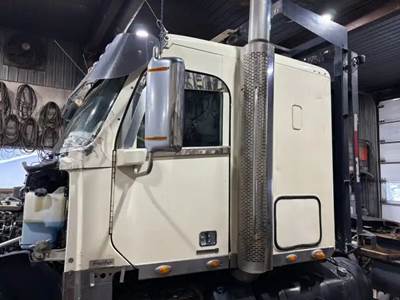 Freightliner Coronado 132 Cab Assembly