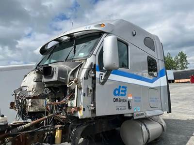 Kenworth T2000 Cab Assembly