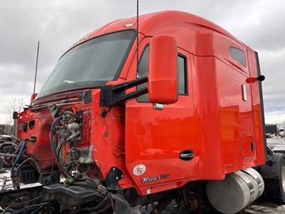 Kenworth T680 Cab Assembly
