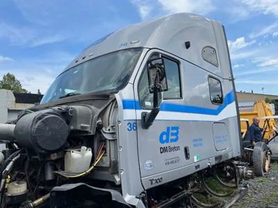 Kenworth T700 Cab Assembly