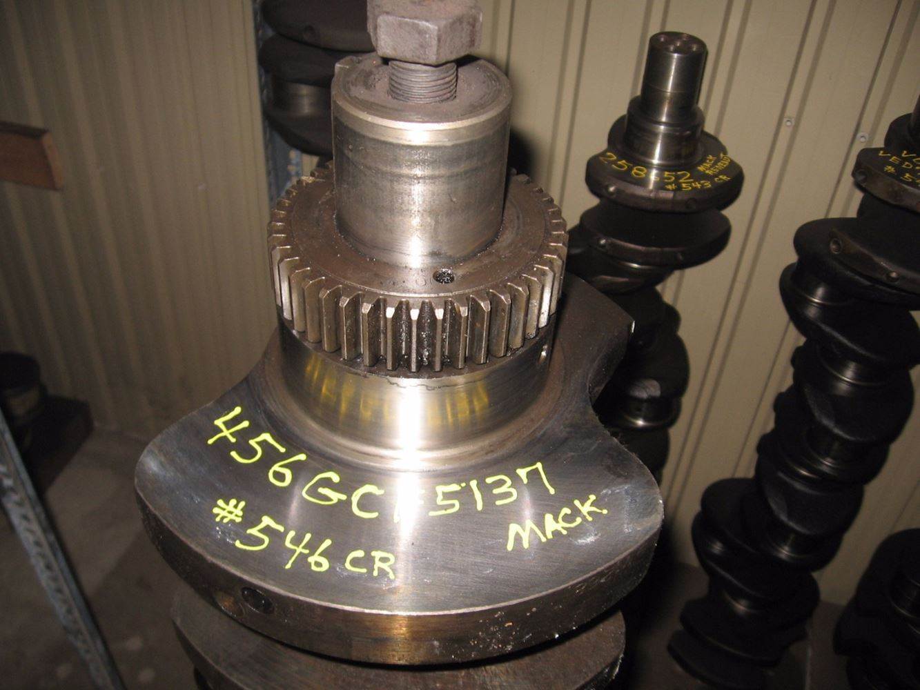 Mack Crankshaft For Sale Beauceville, QC, Canada 546CR
