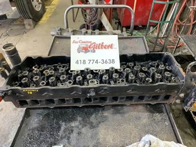 International MaxxForce 10 Cylinder Head