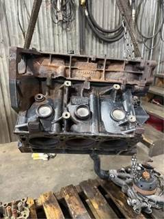 International VT275 Cylinder Head