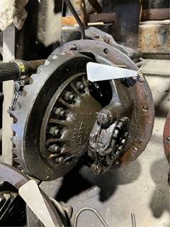 Eaton DS380 Front Differential