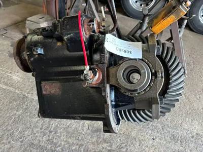 Meritor-Rockwell RT46160 Front Differential for a 2019 Freightliner Cascadia