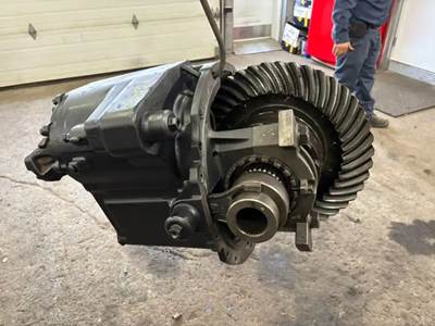 Meritor-Rockwell RT46160 P Front Differential for a 2019 Kenworth W900L