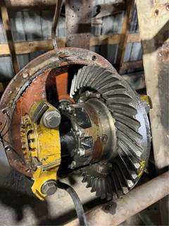 International RA472 Rear Differential