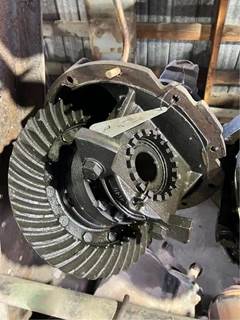 Meritor-Rockwell 46-160 Rear Differential