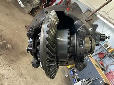 Meritor-Rockwell RT 140145 Rear Differential