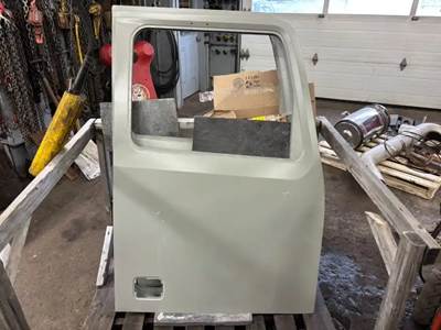 Western Star CONVENTIONAL Right Door