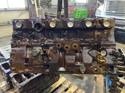 Caterpillar C12 Engine Block / Cylinder Block For Sale | Beauceville ...