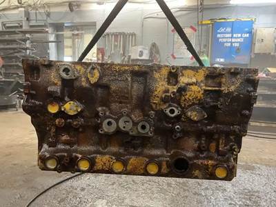 Caterpillar C12 Engine Block / Cylinder Block