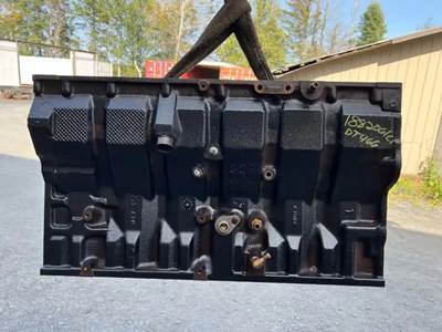 International MaxxForce DT Engine Block / Cylinder Block