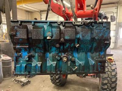 International MaxxForce DT Engine Block / Cylinder Block