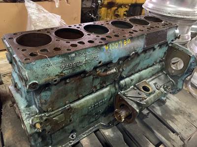 Mack Engine Block / Cylinder Block