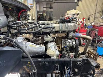 Detroit DD16 Engine Core for a 2016 Freightliner CORONADO 132